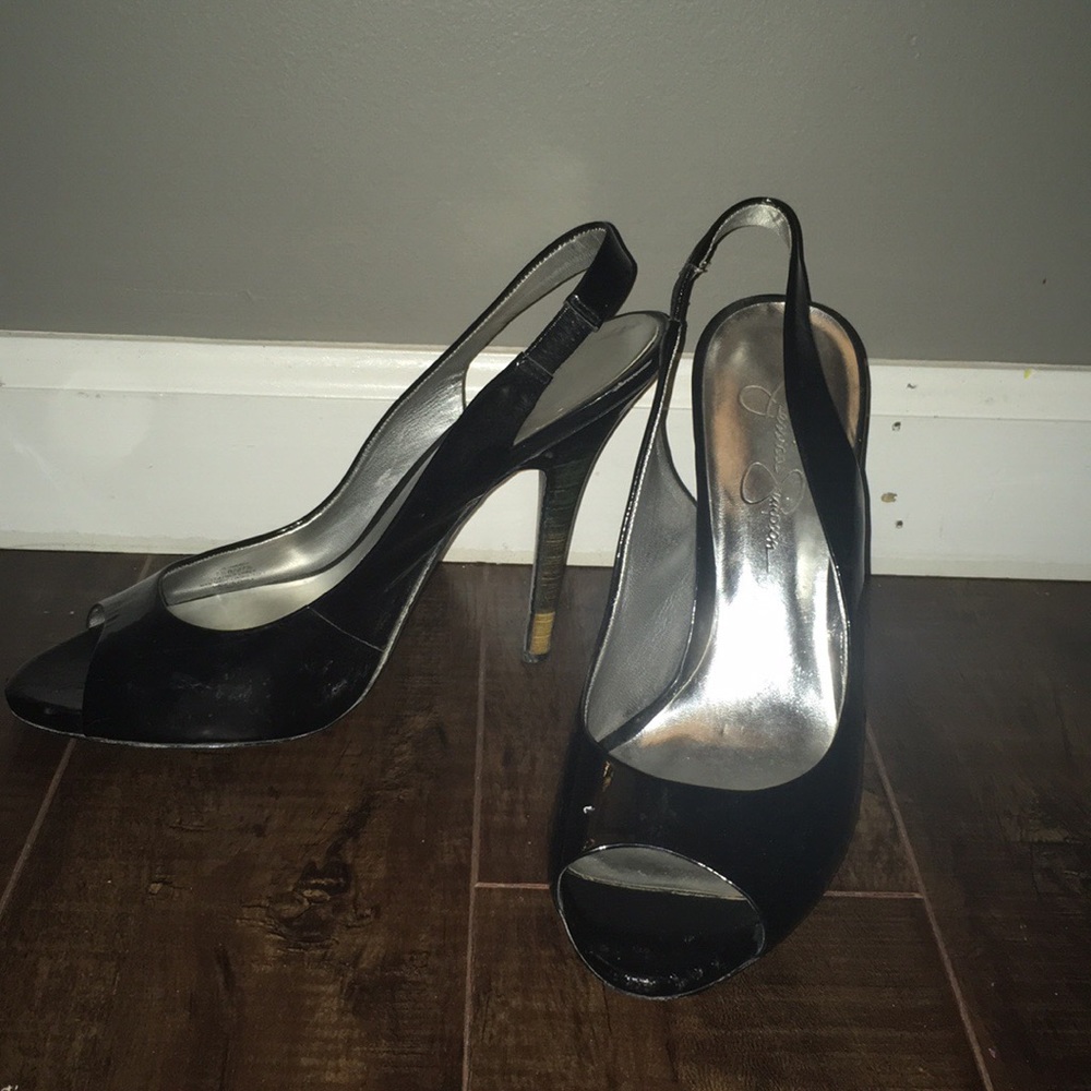Jessica Simpson “Hardy” Back Leather Slingbacks